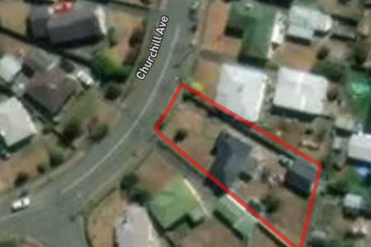 15 Churchill Avenue_0
