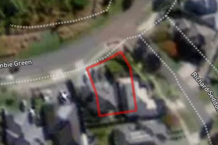 42 Crombie Green_0