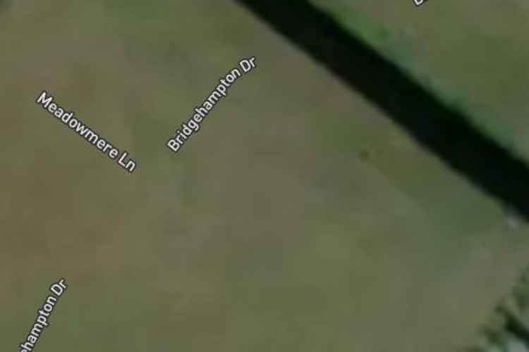 40 Bridgehampton Drive_0