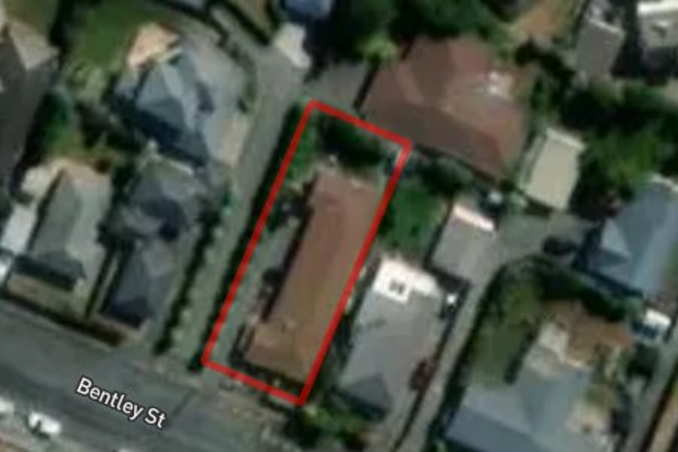 2/24 Bentley Street_0
