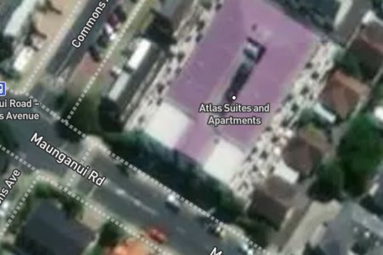 2/49 Maunganui Road_0