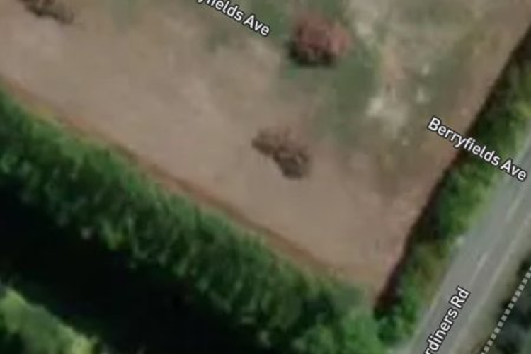 3 Berryfields Avenue_0