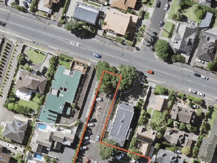 1o/72 Kitchener Road_0