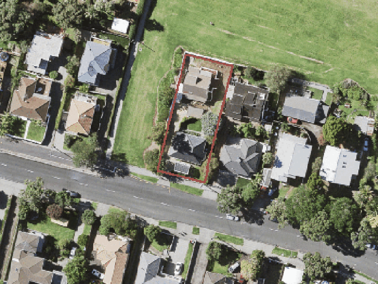 132 Riddell Road_0