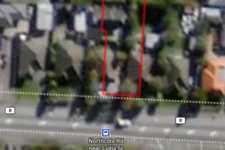 2/52 Northcote Road_0
