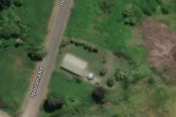 14 Opoutama Village Loop Road_0