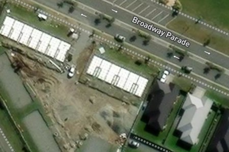 24/50 Broadway Parade_0