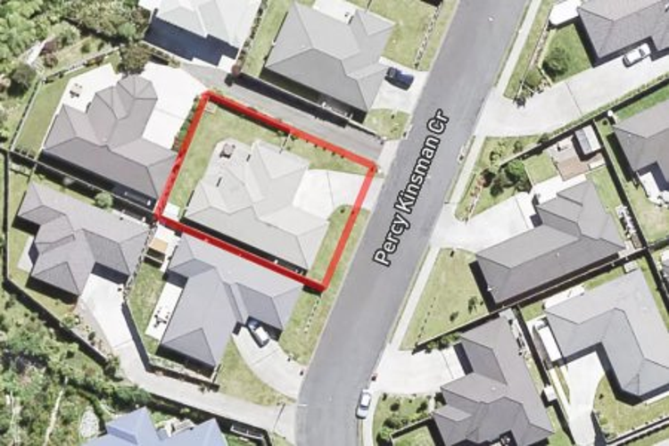 63 Percy Kinsman Crescent_0