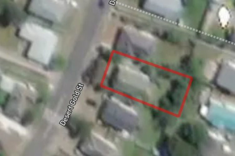 32 Desert Gold Street_0
