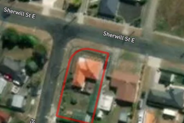 12 Sherwill Street East_0