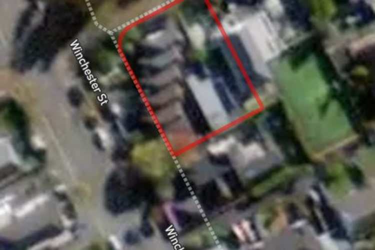 2/102 Winchester Street_0