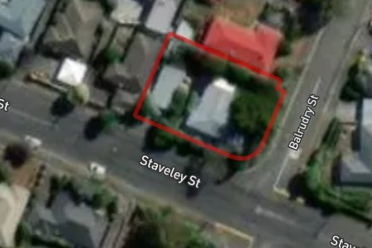 24 Staveley Street_0