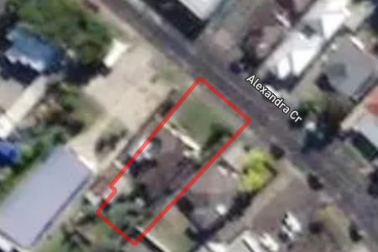 105 Alexandra Crescent_0