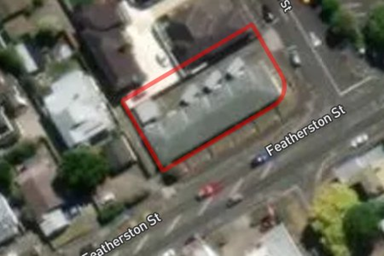 2/183 Featherston Street_0