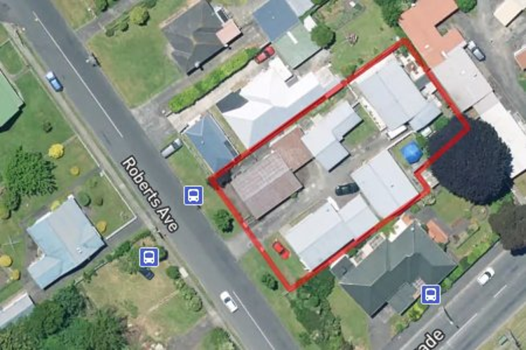2e Roberts Avenue_0