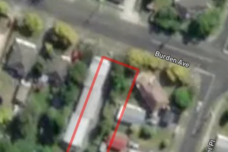 9 Burden Avenue_0