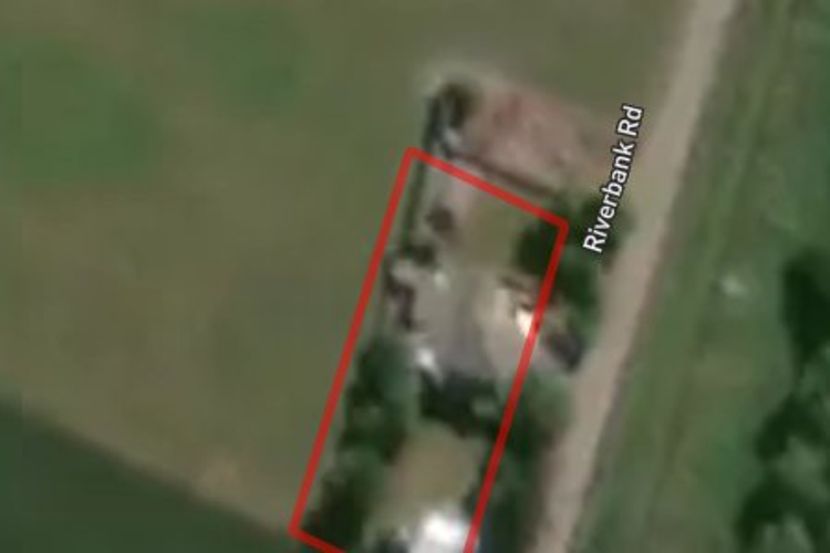 108 Riverbank Road_0