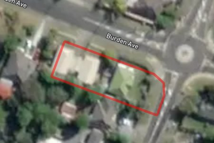 1a Burden Avenue_0