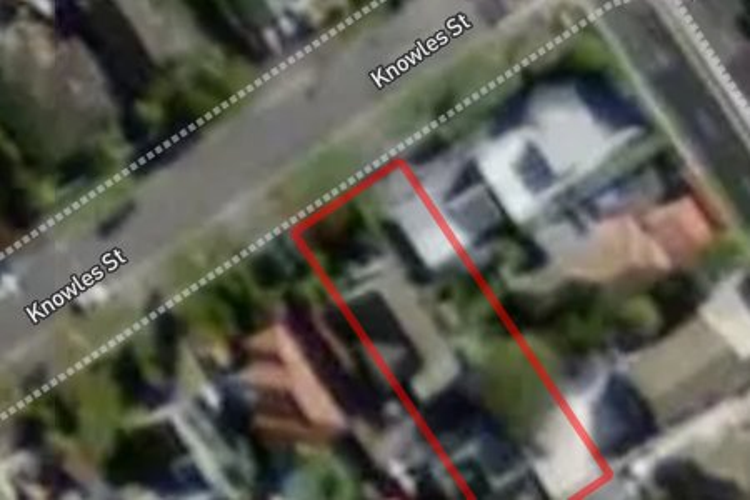 2/206 Knowles Street_0