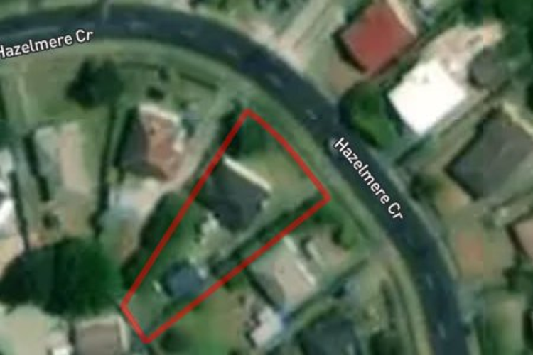 1221 Hazelmere Crescent_0