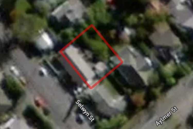 2/4 Selwyn Street_0