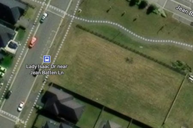 2/28 Lady Isaac Drive_0