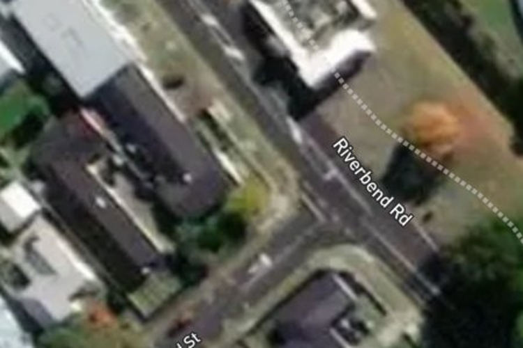 9/23 Riverbend Road_0