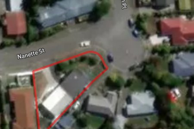 1/2 Nanette Street_0
