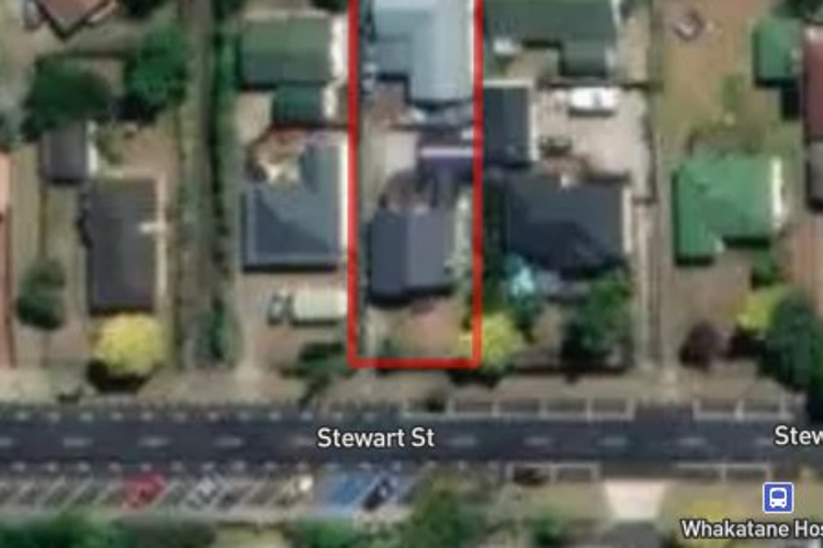 2/42 Stewart Street_0