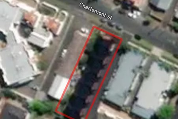 3/3 Charlemont Street_0