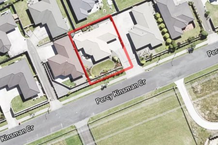 34 Percy Kinsman Crescent_0