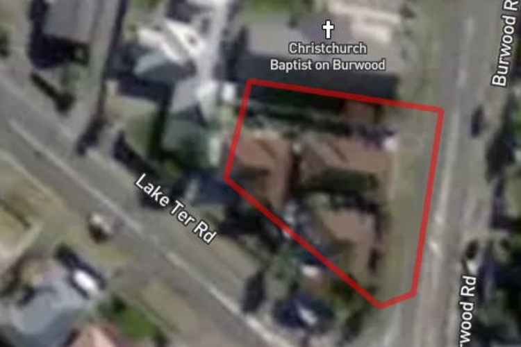 2/22 Lake Terrace Road_0