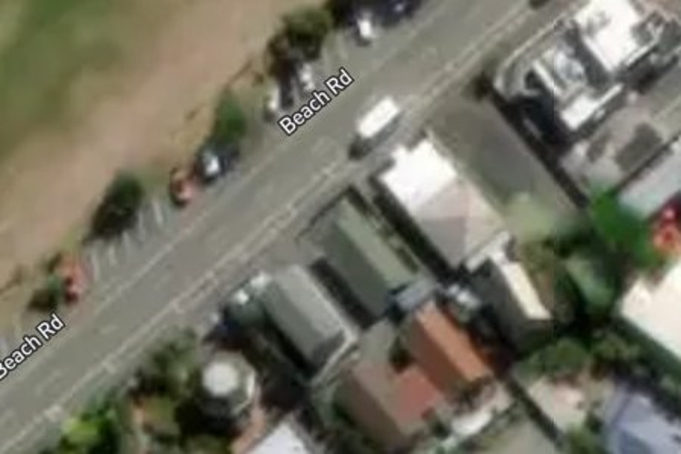2/17 Beach Road_0