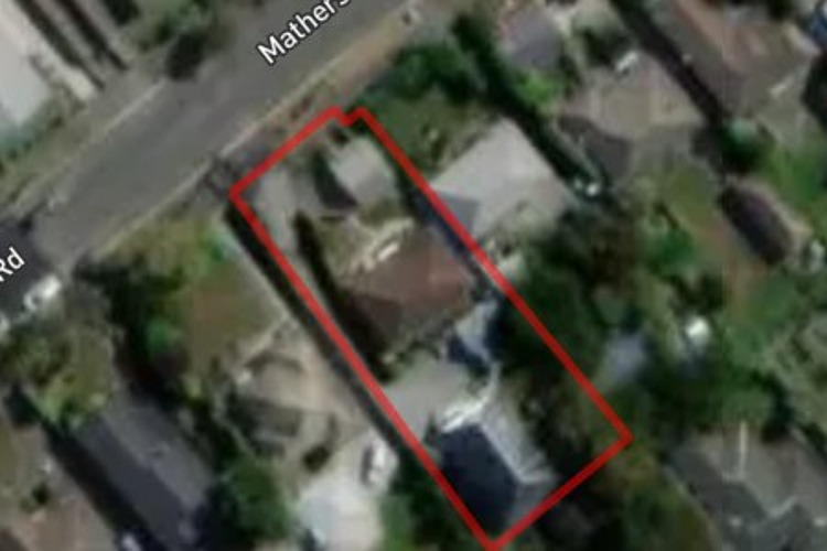 2/35 Mathers Road_0