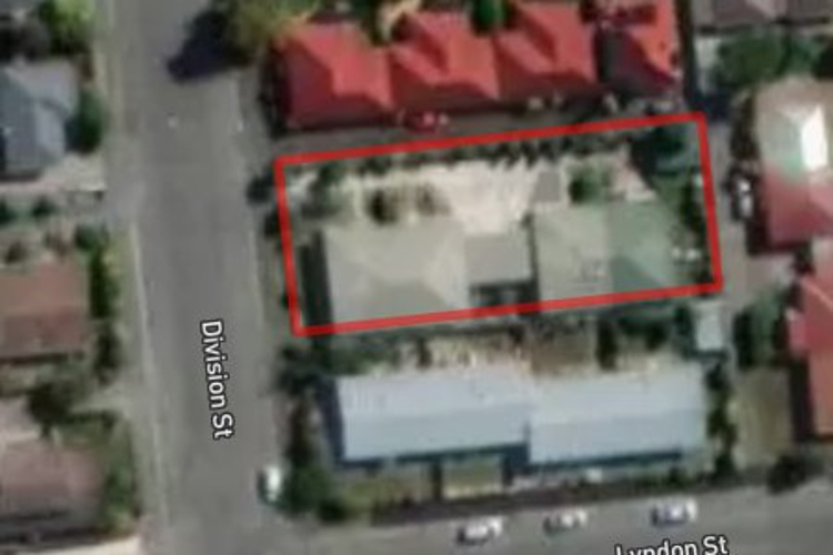 2/16 Division Street_0