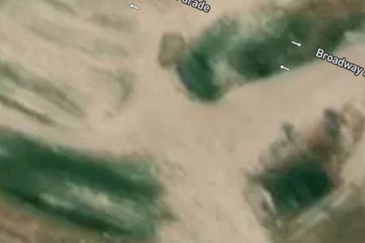 90 Broadway Parade_0