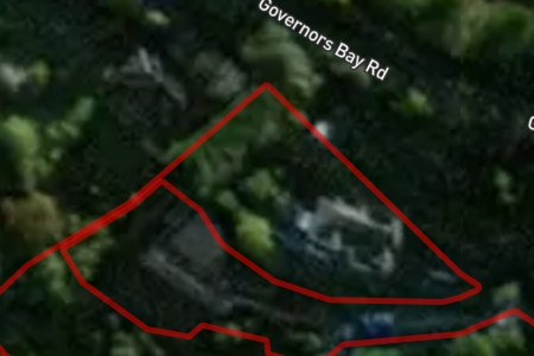 2/40 Sandy Beach Road_0